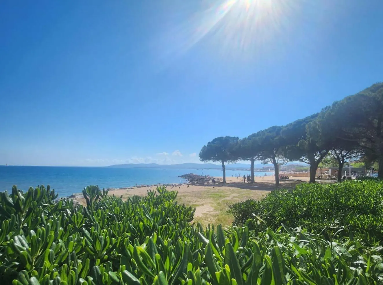 Pres De La Mere Yourhosthelper Saint-Raphael  Saint-Raphael (Var)